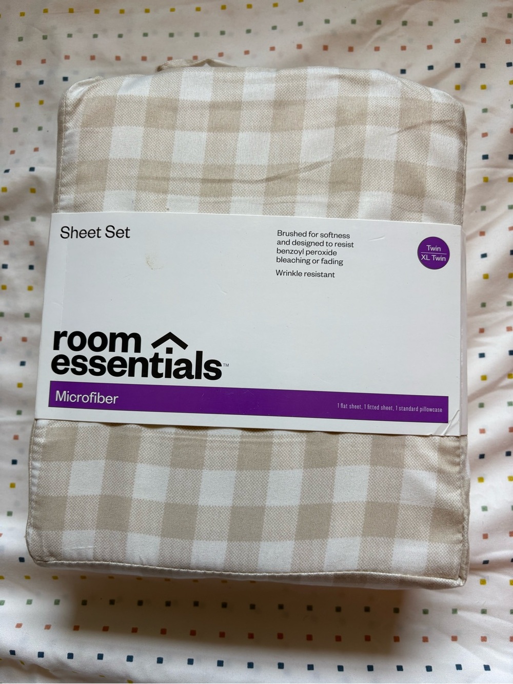 Room Essentials Beige and White Plaid Microfiber Sheet Set